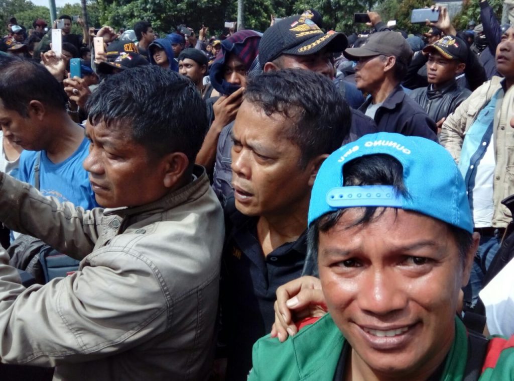 KAPOLSEK Bojonggede Sigap Antisipasi Bentrok Antar Kelompok di Bilabong Bogor Jawa Barat.-20171125-0032
